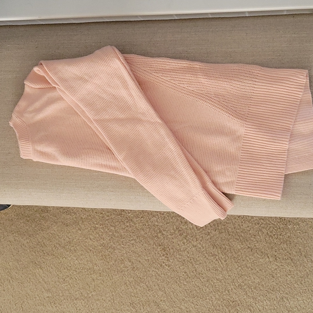 Banana Republic Sweater size medium